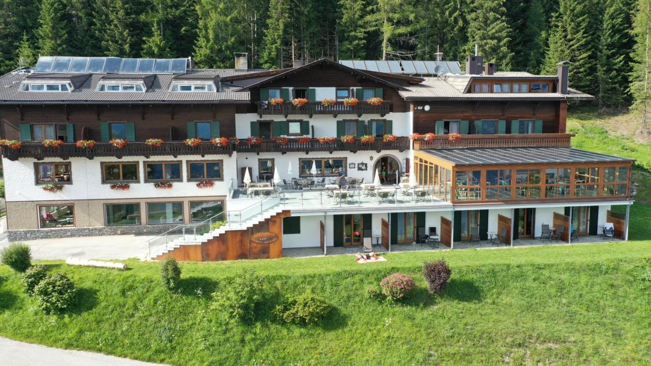 Alpenhotel Ratsberg 1650M Dobbiaco Exterior foto